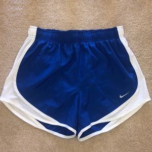 Nike Women’s Dry 3” Tempo Shorts - Size Small
